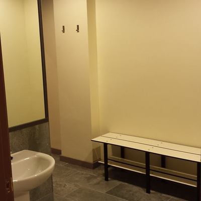 vestuarios en gimnasio de les Corts