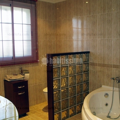 Reformas Baños, Reformas Cocinas, Construcciones Reformas