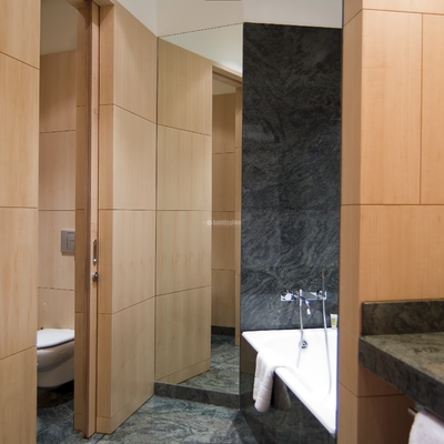 Revestimientos Interiores en MADERA NATURAL