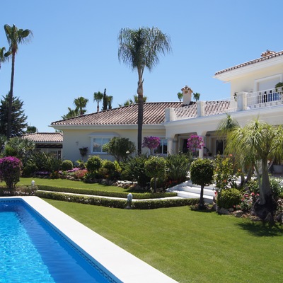 MANTENIMIENTO  JARDIN 