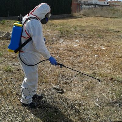 Aplicación de herbicida.