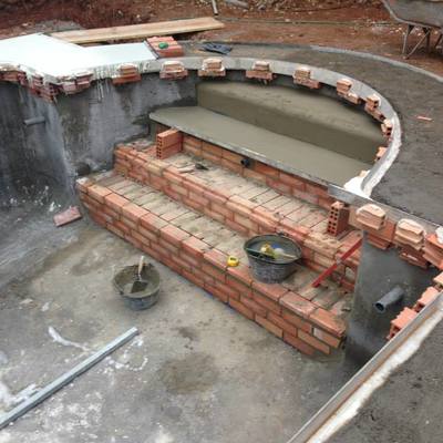 construcción de piscina
