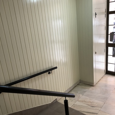 Renovación de madera en comunidad de vecino