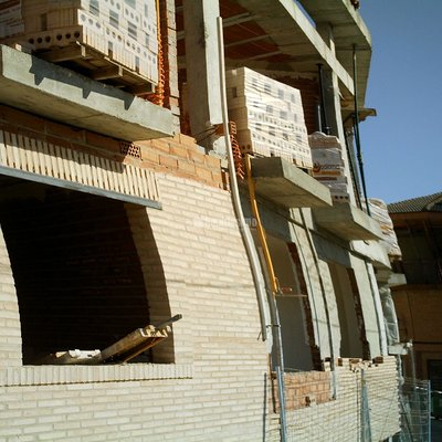 Reformas Comunidades, Construcciones Reformas