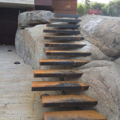 Escaleras acero corten.