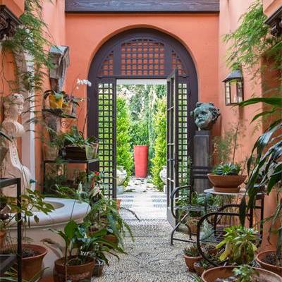 HACIENDA LA PAZ ( LOS ÁNGELES. CALIFORNIA. EE.UU.) 