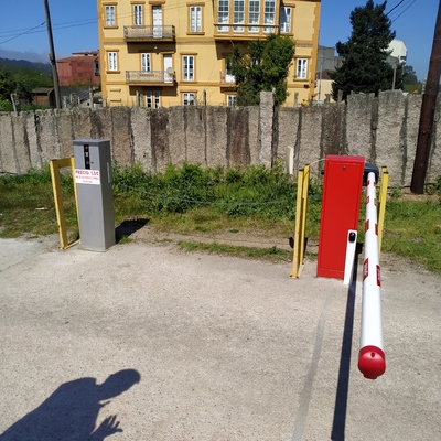 CONTROL DE ACCESOS ANTIVANDALICO PARA APARCAMIENTO PRIVADO