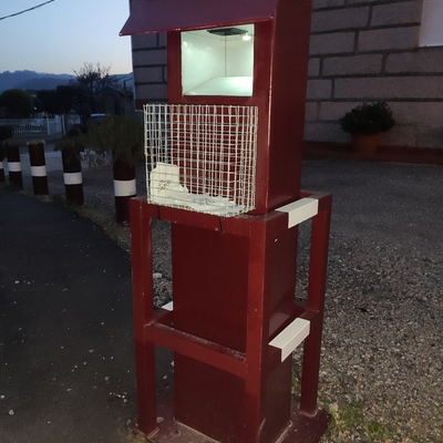 CASETA LECTURA DE CODIGOS QR PARA ACCESO APARCAMIENTO PRIVADO