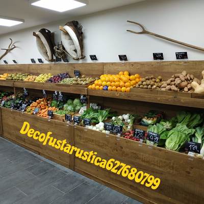 Muebles a medida para fruterías y tiendas p.granel.