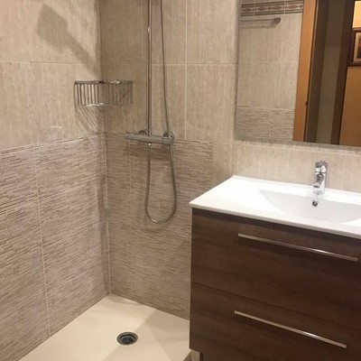 CAMBIO DE BAÑERA POR DUCHA.