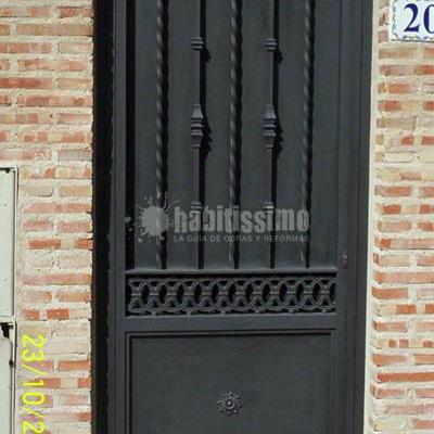 Cerrajeros, Persianas, Carpintería Metálica