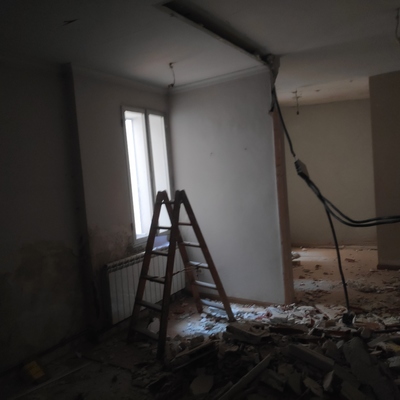 Demoliciones por completo