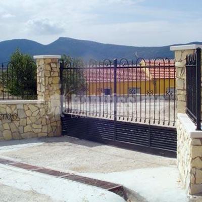 Cerrajeros, Rejas Artísticas, Persianas