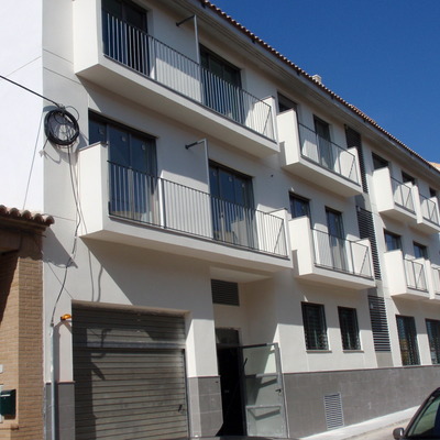 F*g! arQuiteQturas 17 viviendas en Gilet