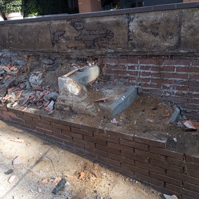 Demolicion jardinera