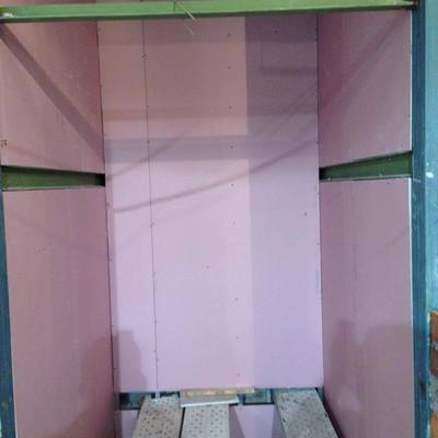 interior de ascensor