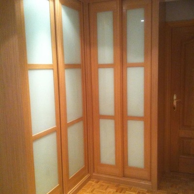 Frente oriental barnizado