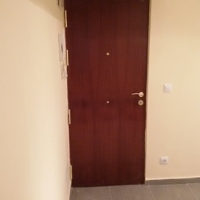 Puertas de Entradas y demas