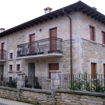 2 VIVIENDAS UNIFAMILIARES EN LABIANO