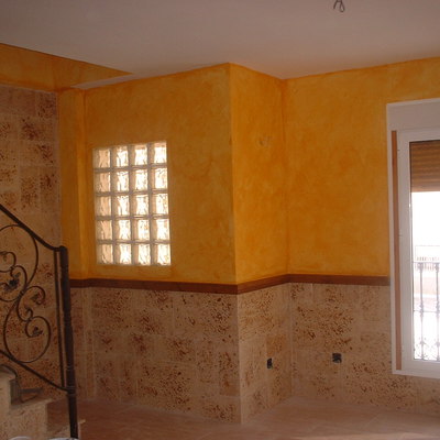 Muro Antiguo con Veladura