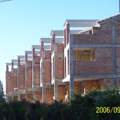 construccion de 8 odosados 