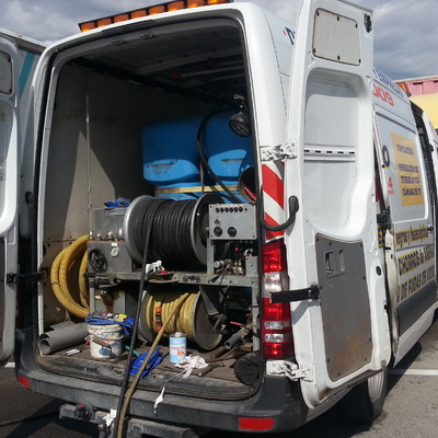 EQUIPO DE DESATASCO PARA LA CIUDAD