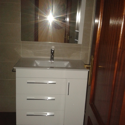 MUEBLE DE BAÑO
