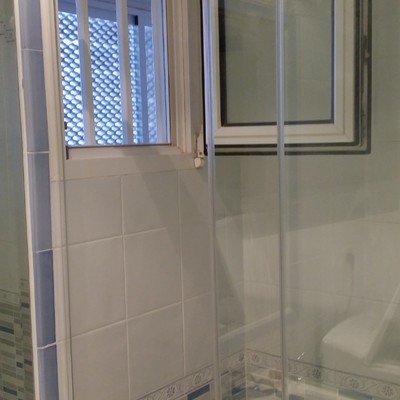 Cambiar bañera por ducha