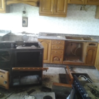 Cocina vieja y reformarla y pintarla