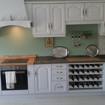 Cocina reformada y pintada