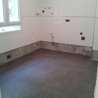 Colocación del Azulejo y Solado Cerámicos en Cocina.