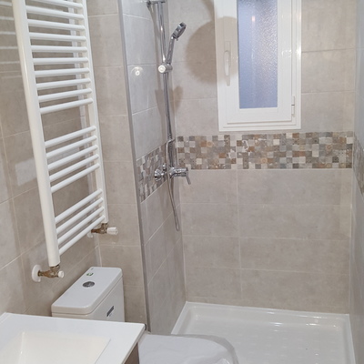 Reforma integral de baño , cocina 