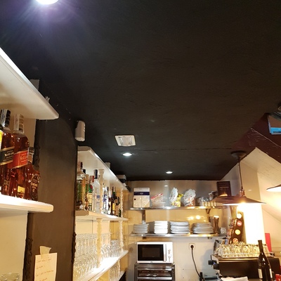 Iluminacion Led en bar.