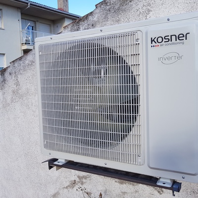 INSTALACIÓN COMPLETA A.A. EN UN LOFT - COMPRESOR