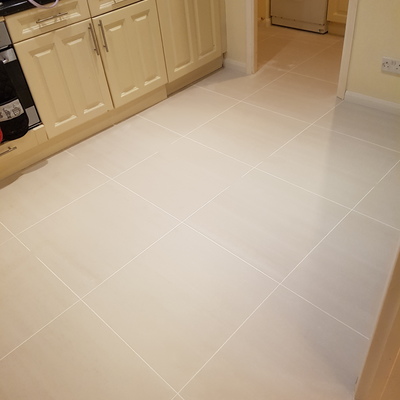 Kitchen floor tiling