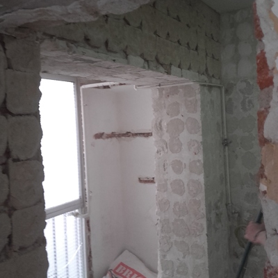 COCINA DESESCOMBRADA