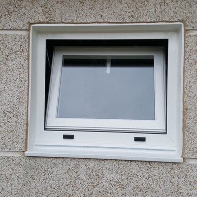Ventana oscilante