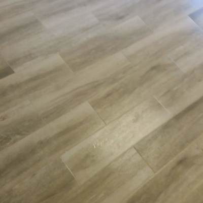 Embaldosado de cocina.