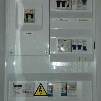 Cuadro eléctrico servicios comunes