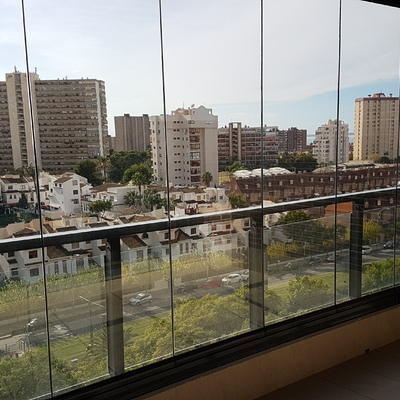 Cortina cristal templado en San Juan Playa