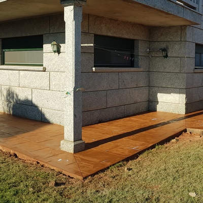 Hormigon Impreso tipo Piedra Inglesa despues de aplicacion de resina