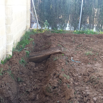 zanjas para la colocación del zunchos y el hormigon