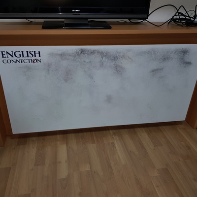 mueble a medida academia de inglés