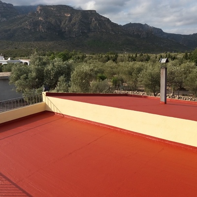 Pintado con pintura impermeabilizante con fibra