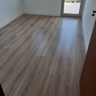 PARQUET DE TARIMA FLOTANTE