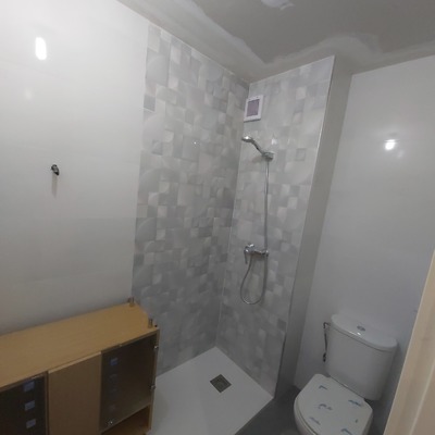 Demolicion y terminacion de cuarto de baño