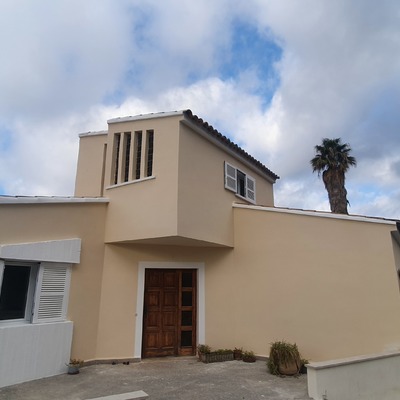 Acabado de la fachada principal