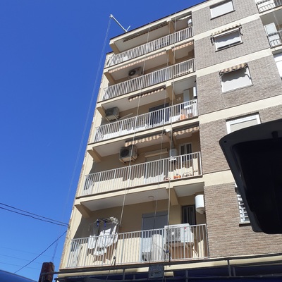 BARANDILLAS DE ALUMINIO PARA FACHADA