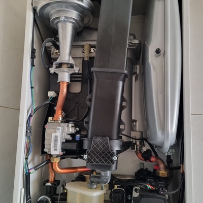 Caldera con su mantenimiento realizado