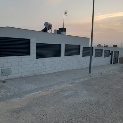 Cerramiento completo.